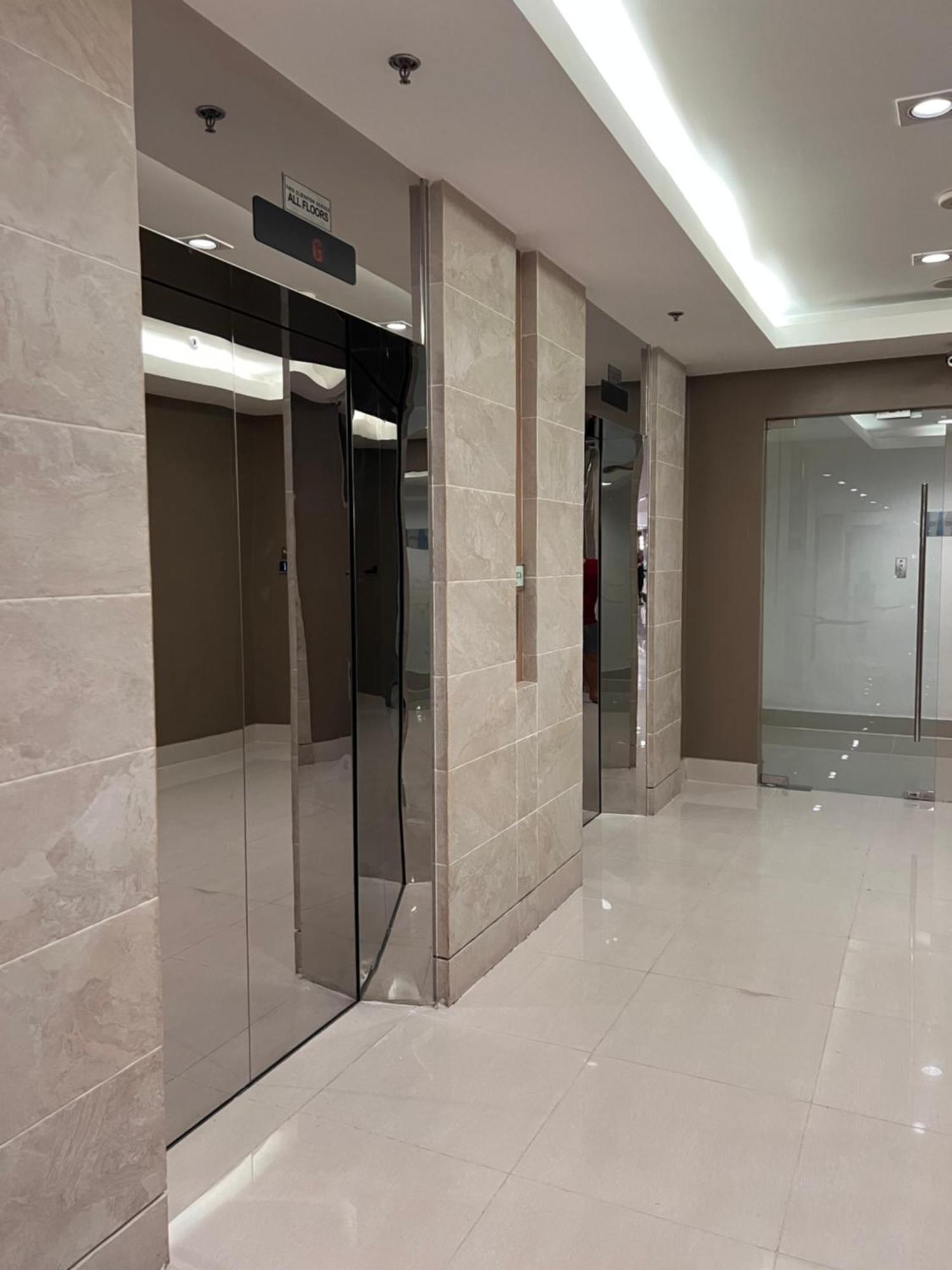 Sea Residence Moa - Paul Manila Exterior photo