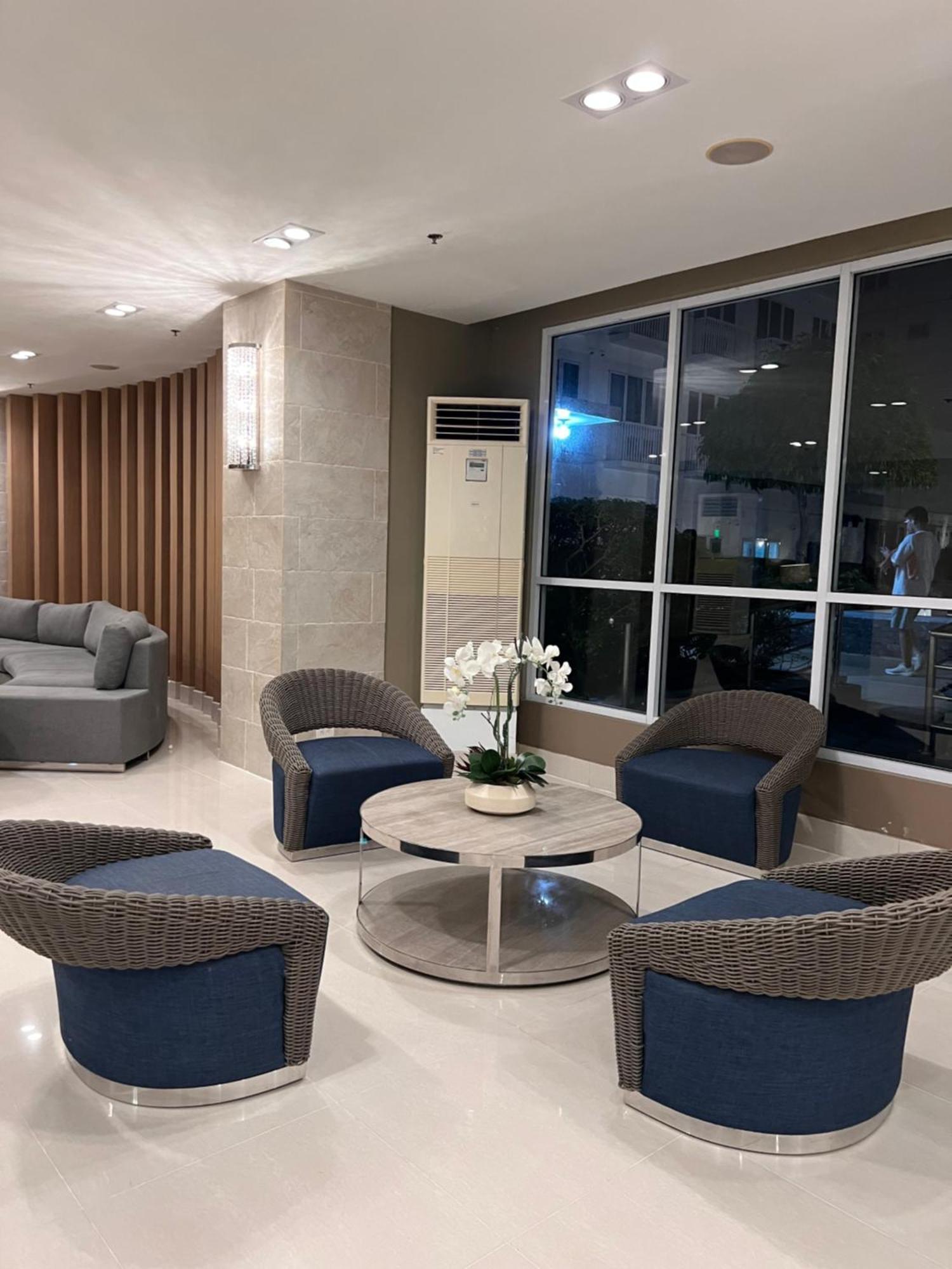 Sea Residence Moa - Paul Manila Exterior photo